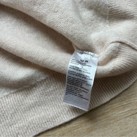 Saks Fifth Avenue 100% Cashmere Crewneck Sweater Size M Ruffle Designer Easter - Picture 12 of 12